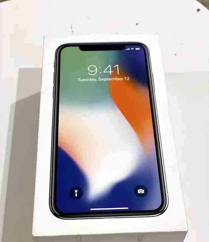 للبيع Iphone X 256