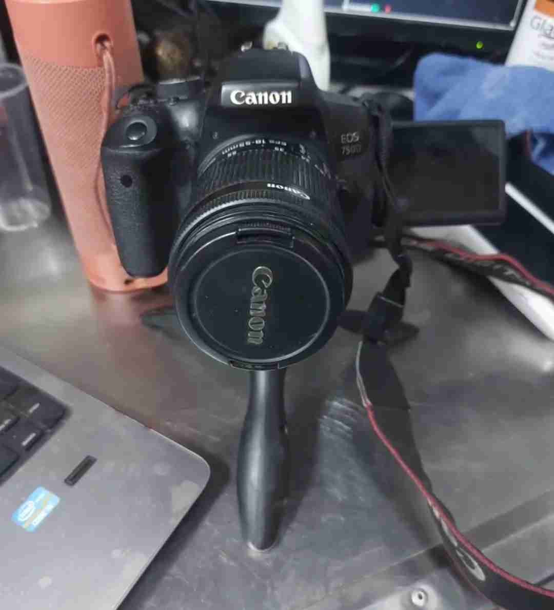 canon 750 d للبيع