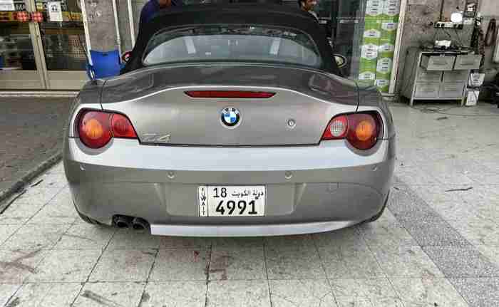 BM Z4 موديل 2004