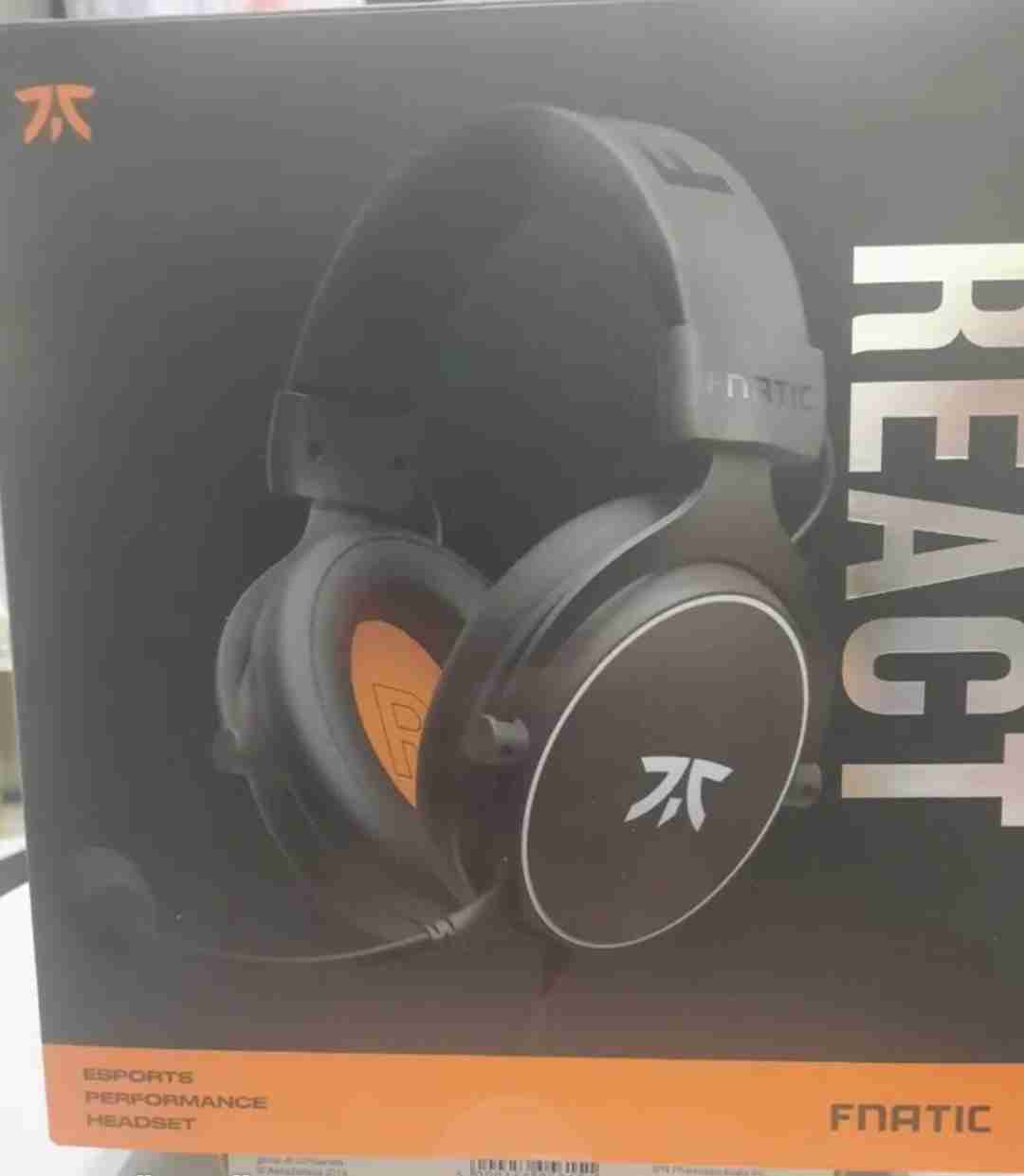 Fnatic React headphones