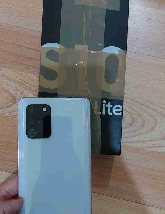 Samsung S10 Lite