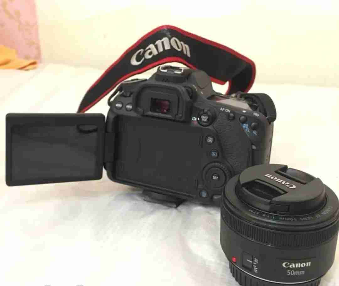 Camare canon 80D