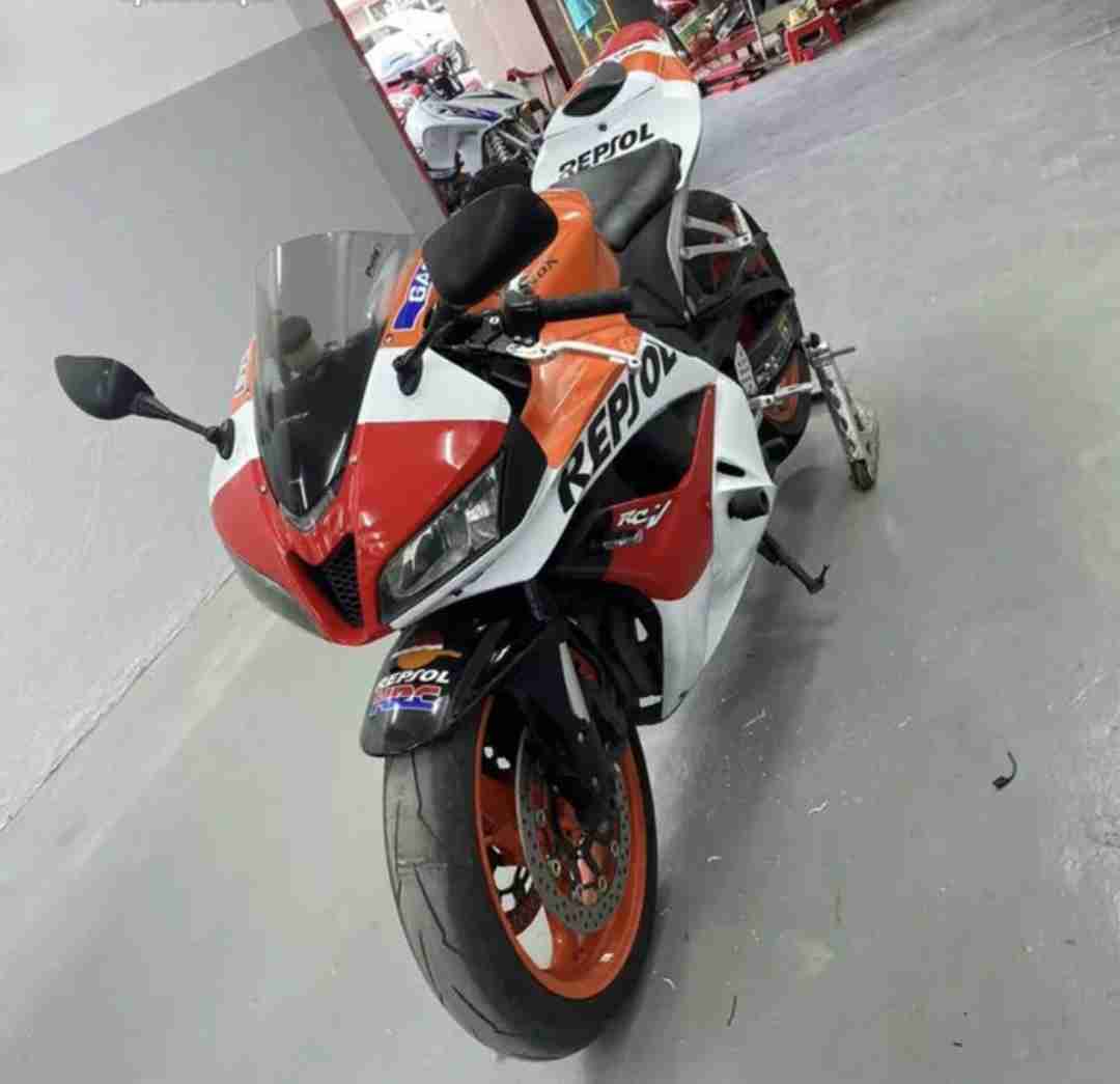 هوندا repsol CBR600