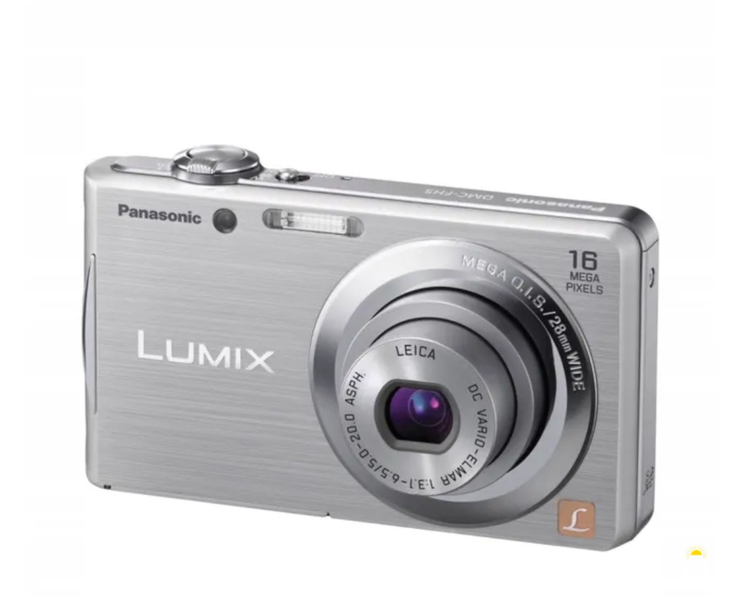 PANASONIC CAMERA LUMIC DMC-FH5+Free battery charger DE-A-60