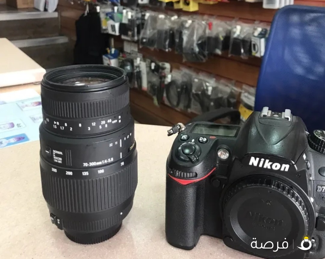 nikon D7000 with lens