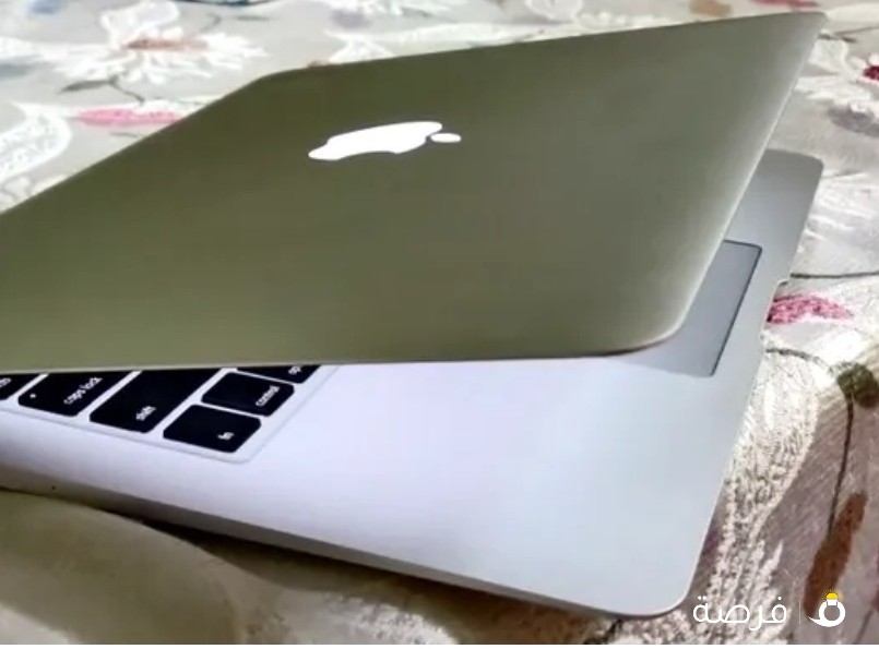 للبيع ماك بوك اير MacBook AIR /Core i5/8 GB RAM/128GB SSD