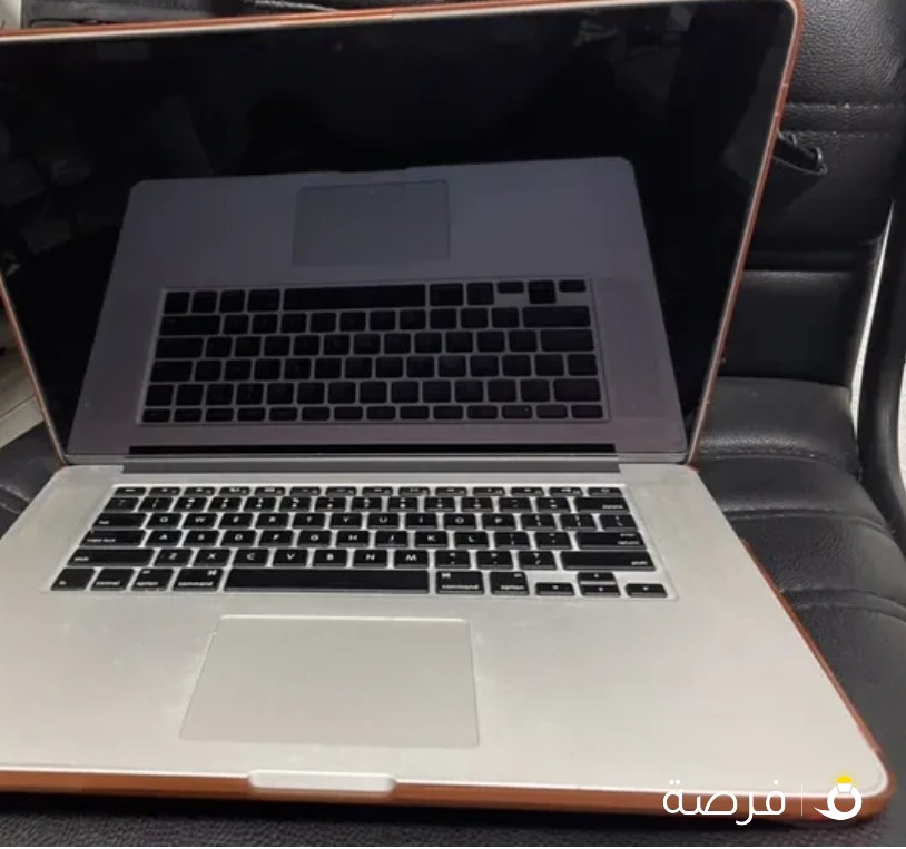 Apple MacBook Pro core i7 Retina 15.6inch /16Gb ram /256Gb NVME