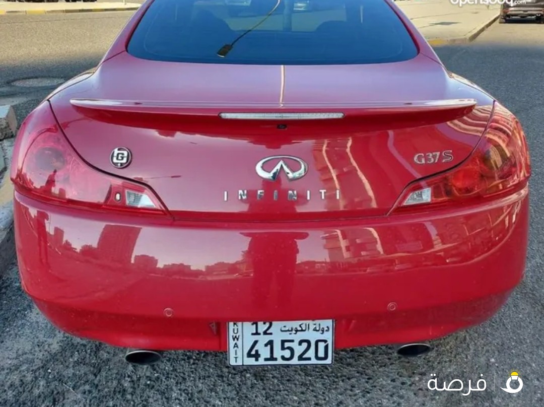 وصف للبيع انفينيتي G37s موديل 2013 بحاله ممتازه عداد 160الف المواصفات