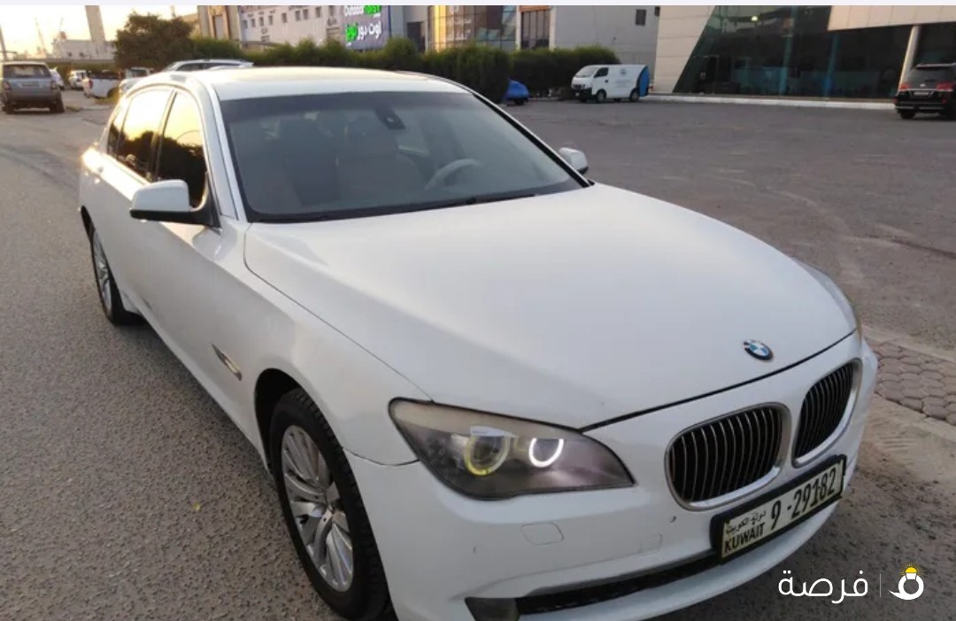 للجادين فقط bmw730li 2010